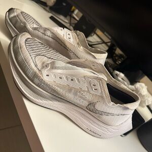 Men’s Nike vaporfly 2 race day shoe